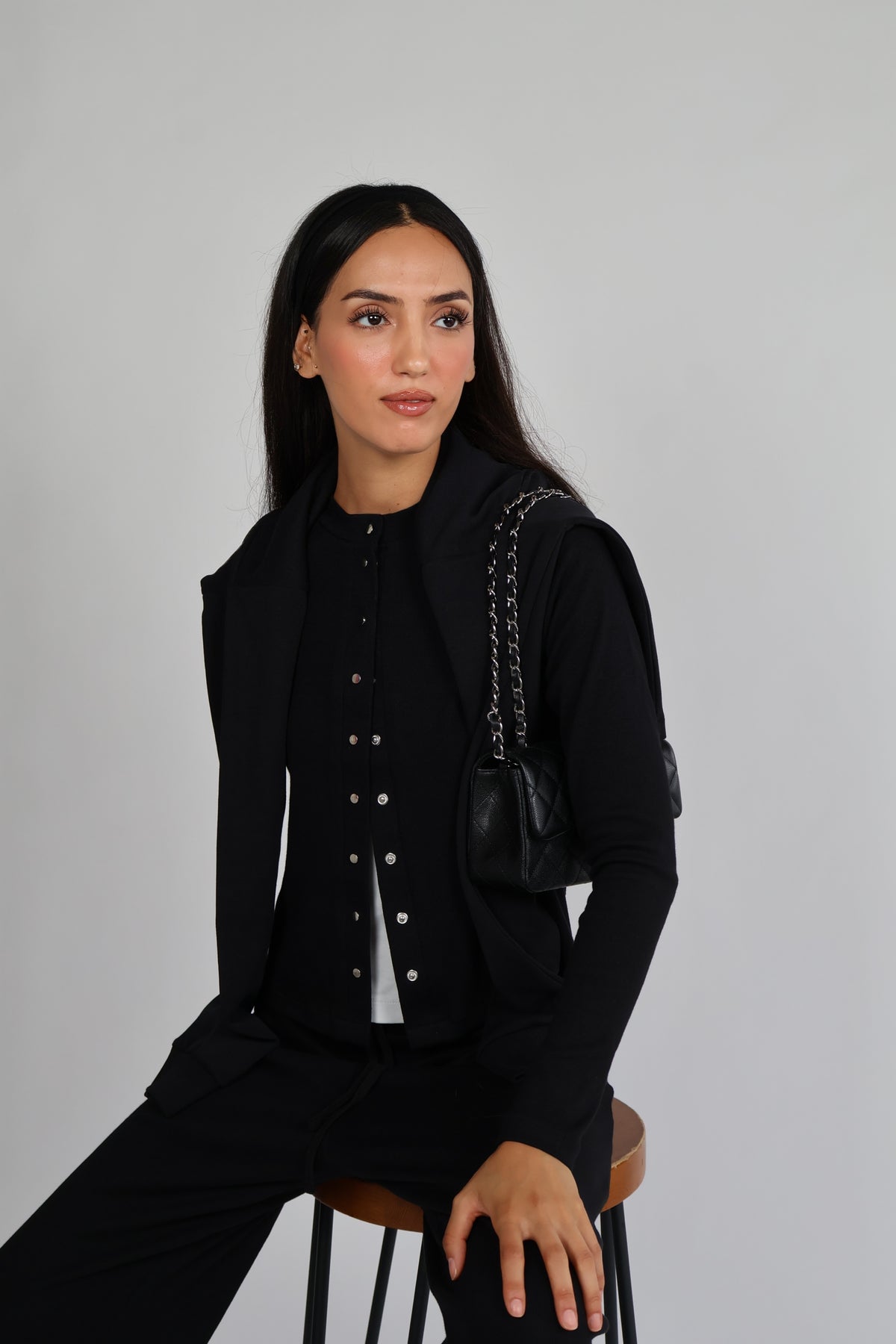 Modal Button Up Top - Black